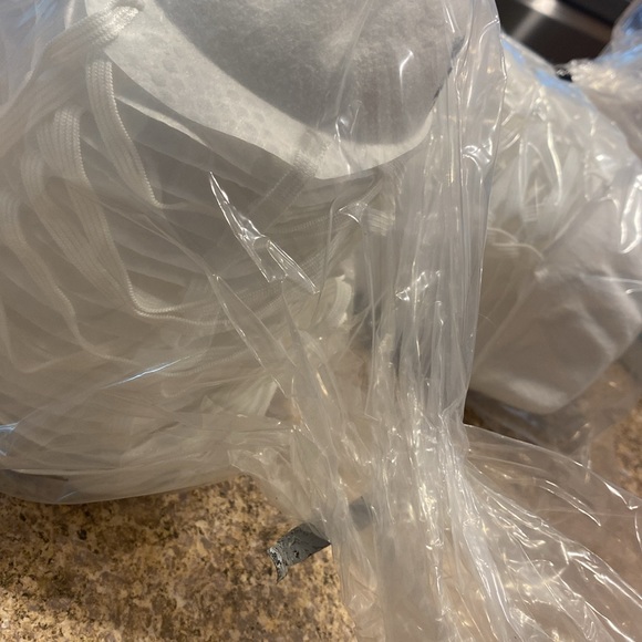 3 Packs Honeywell NIOSH N95 Disposable Respirator Not Surgical Masks DC300N95 - Picture 9 of 11